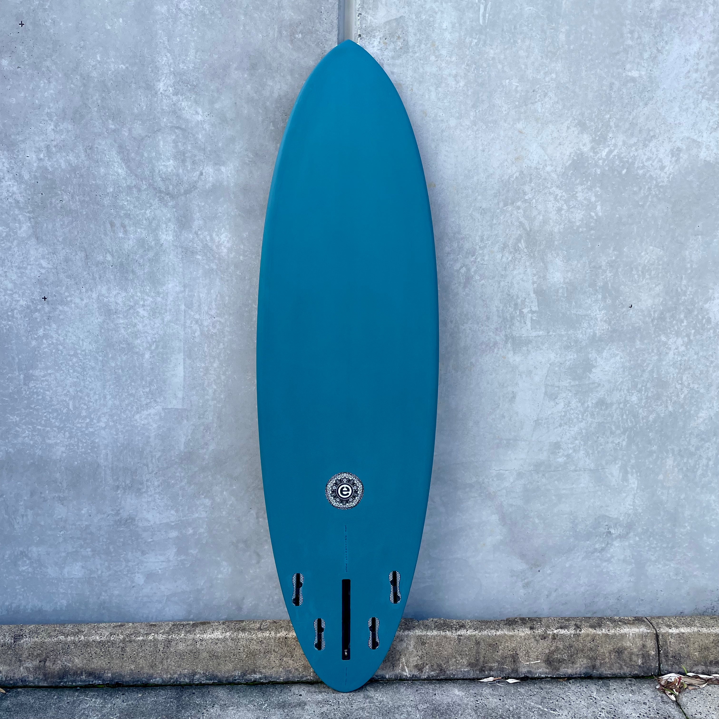 Elemnt Surf Wildcat Atlantic surfebrett roundtail