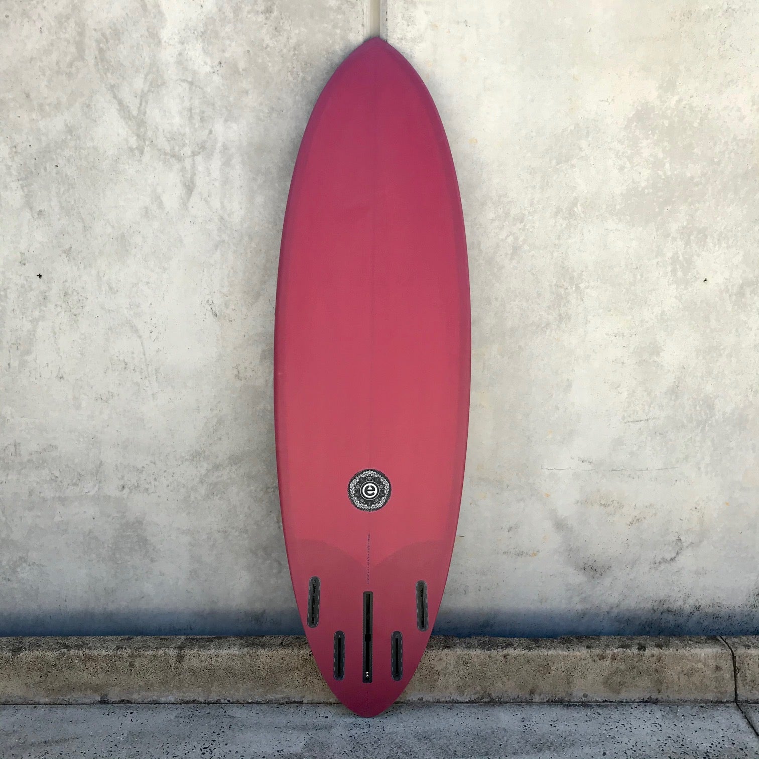 Elemnt Surf WildCat Merlot surfebrett single quad