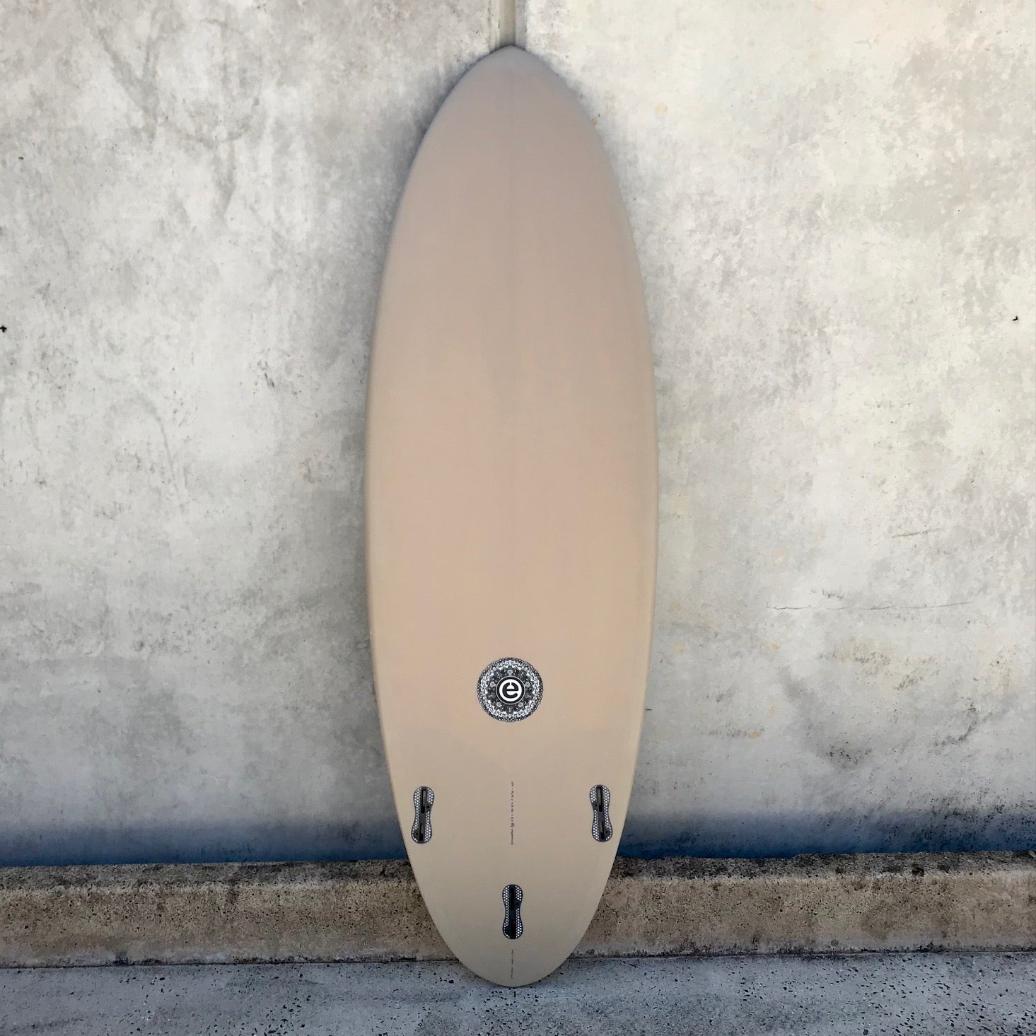 Elemnt Surf Scrambled Egg surfebrett Camel 6'0