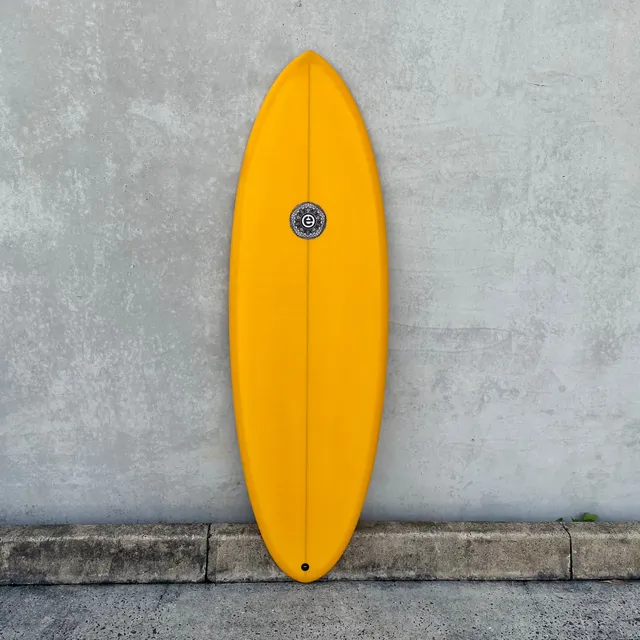 Elemnt Scrambled Egg surfebrett Saffron funboard